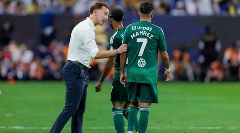 Mahrez en désaccord avec Jaissel ? L’entraîneur d’Al-Ahli SC clarifie