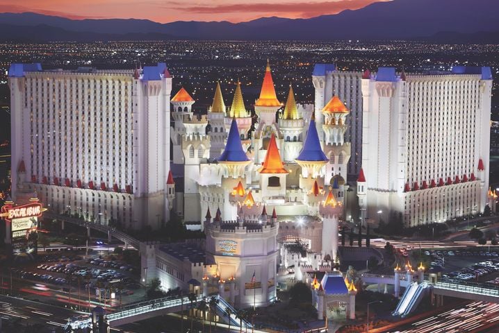 Bon, on vous l'accorde... le casino Excalibur, situé au sud du Strip de Las Vegas, est un peu kitch.