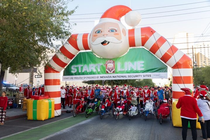 Créée il y a vingt ans, la Las Vegas Great Santa Run attire des visiteurs venus de tout le pays.