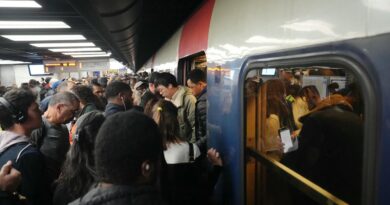 Paris : Paris : Interrompu après la rupture d’une caténaire, le trafic reprend sur la ligne A du RER