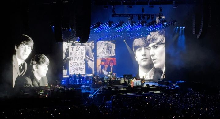 L'héritage des Beatles, somptueusement porté par Paul McCartney sur la scène de l'UE Paris La Défense Arena.