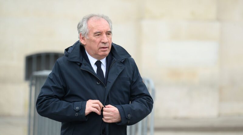 Premier ministre : Bayrou déjà sous le feu des critiques pour avoir préféré Pau à Mayotte