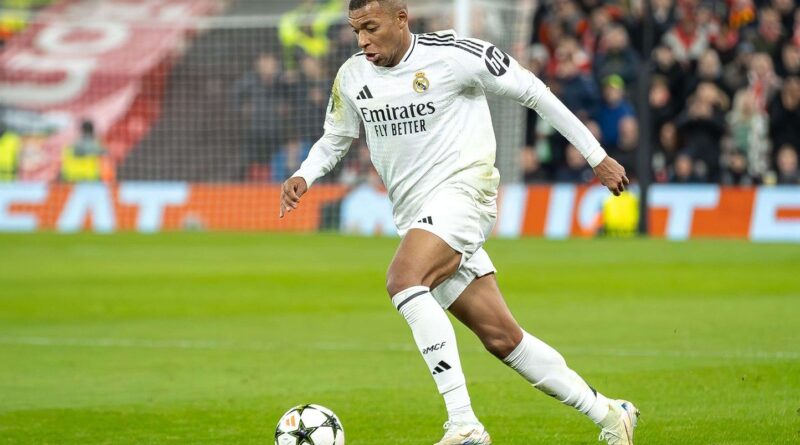 Real Madrid : Mbappé doit « accepter de patienter » pour surmonter les difficultés selon Nicolas Anelka