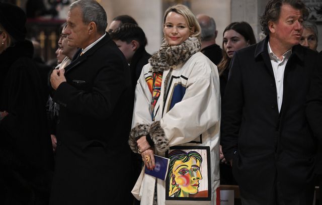 Pauline de Castelbajac, épouse du styliste Jean-Charles de Castelbajac, était bien visible en blanc.