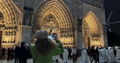 Réouverture de Notre-Dame : « J’aurais été capable d’escalader les toits pour avoir un siège » pour la première messe