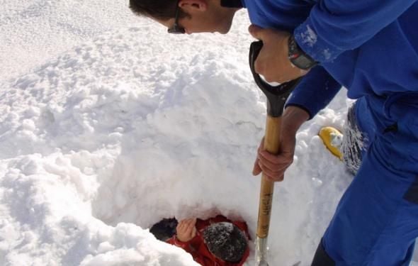 Ski : Comment se prémunir des risques d'avalanche ?