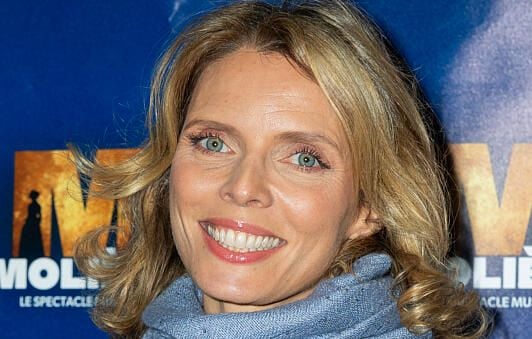 Sylvie Tellier s’éclate en famille au ski… Benoît Poelvoorde ne s’imagine pas encore à la retraite…