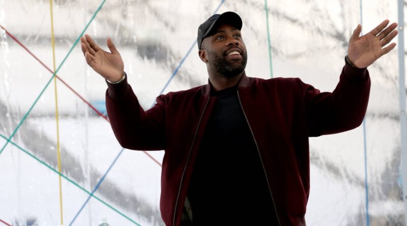 « Vous me voyez président ? »… Teddy Riner ne « ferme pas la porte » à une arrivée en politique