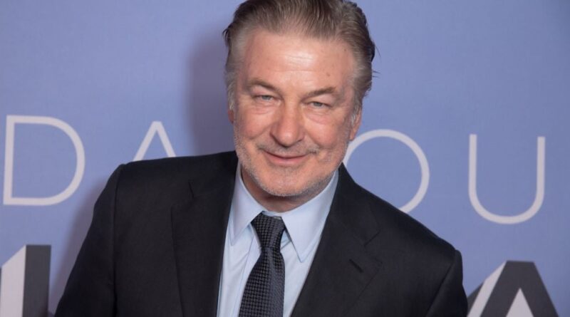 Alec Baldwin intente à son tour une action en justice contre les procureures dans l’affaire « Rust »