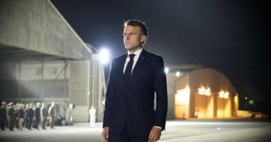 Attentat de « Charlie Hebdo » : Emmanuel Macron maintient finalement le projet de grand musée-mémorial du terrorisme