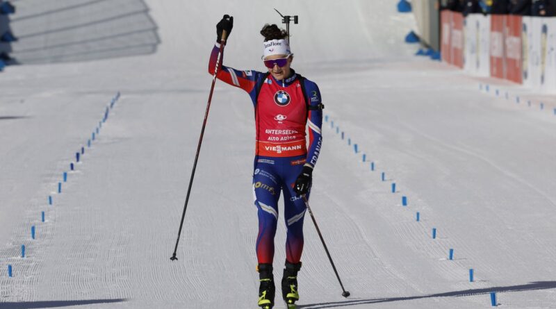 Biathlon : Malgré le doublé sprint-poursuite, Jeanmonnot « amère » à cause de sa 16e balle ratée