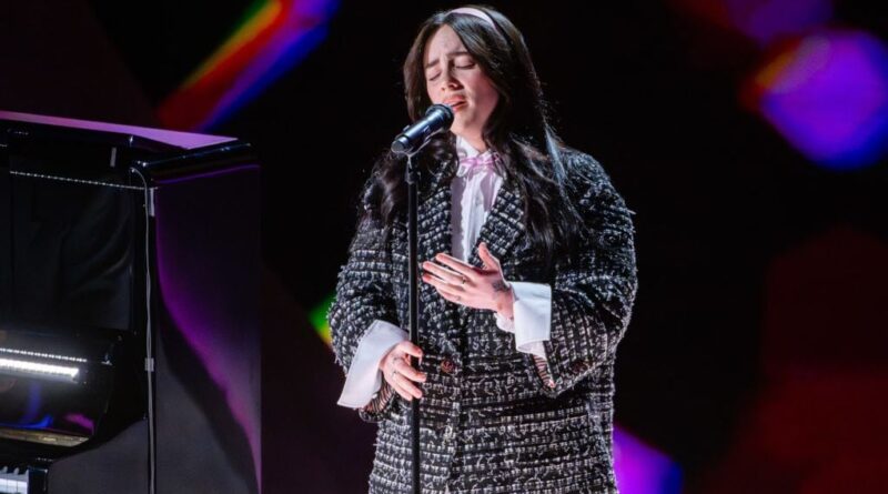 Billie Eilish crée la surprise avec Green Day au concert FireAid… Cyril Hanouna délaisse « TPMP » pour le padel…