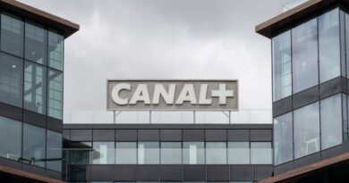 Canal+ menace de moins financer le cinéma français… à cause de Disney+ !