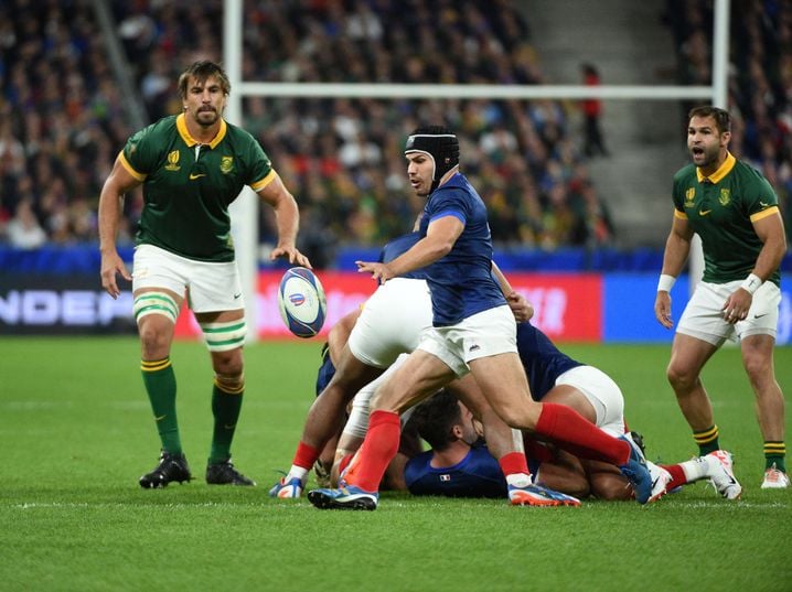 Eben Etzebeth, à gauche, rêve d'une Champions Cup. Antoine Dupont, de la Coupe du monde. A chacun sa peine.