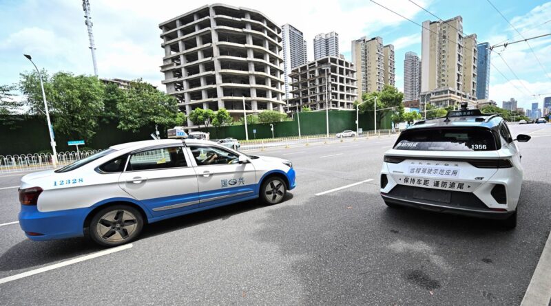 Chine : « Ils vont avoir notre peau »… Les taxis humains de Wuhan s’alarment de la multiplication des taxis robots