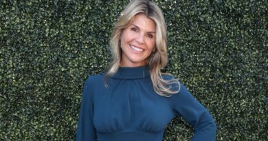 Cinq ans après son passage en prison, Lori Loughlin joue une policière dans une nouvelle série