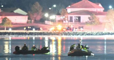 EN DIRECT Crash d’un avion à Washington : Plusieurs corps extraits du fleuve Potomac, pas de survivant à ce stade...