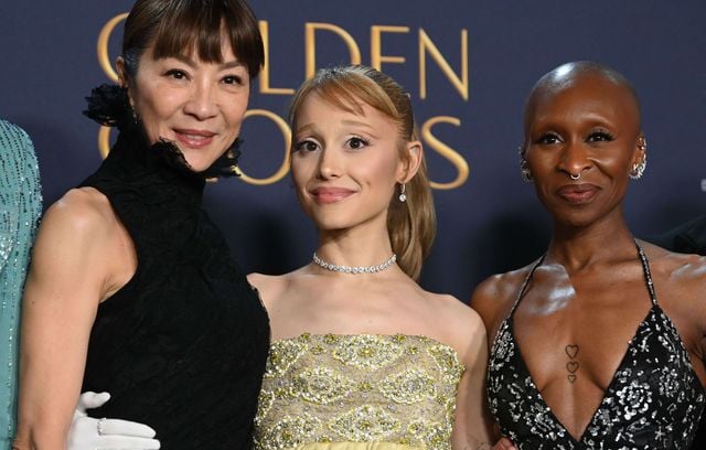 Trois drôles de dames. Michelle Yeoh, Ariana Grande and Cynthia Erivo ont cartonné au cinéma avec la comédie musicale « Wicked ». Ça valait bien un Golden Globes de la meilleure performance au box-office.