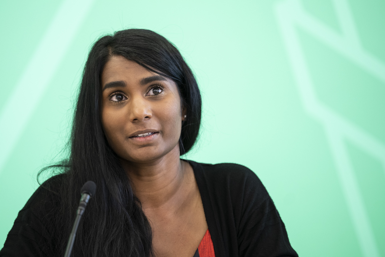 Sarah Ramani Ineichen, présidente de l'association Back to the Roots, qui s'engage pour les personnes adoptées du Sri Lanka en Suisse et pour la réparation des injustices commises.