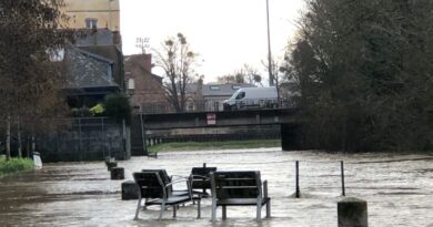 Froid : Neuf départements toujours en alerte orange à la neige, au verglas et aux inondations