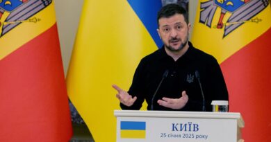 Guerre en Ukraine : Kiev propose d’aider la Moldavie, Volodymyr Zelensky veut participer aux négociations sur la paix