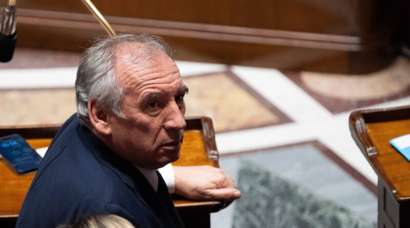 Immigration : François Bayrou persiste avec son idée d’une « submersion », notamment à Mayotte