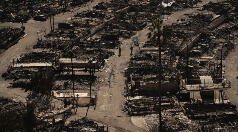 Incendies à Los Angeles : Elle retrouve son alliance au milieu des ruines de sa maison ravagée par les flammes