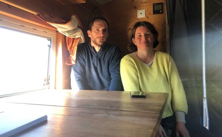 Inondations dans l’Ouest : « On n’a plus rien »… Encerclée par les eaux, la famille en panne a dû abandonner son bus