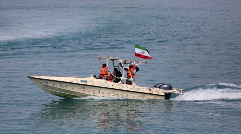 Iran : Les Gardiens de la Révolution dévoilent un dépôt de petits navires militaires « dans les eaux du sud » du pays