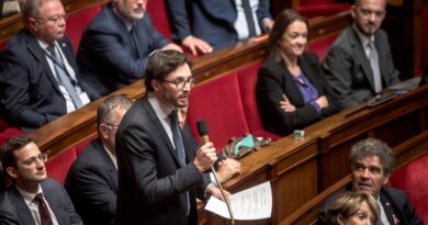 Jean-Marie Le Pen : « Lâchez-vous ! » Un député ciottiste appelle au cyberharcèlement contre une journaliste du Monde