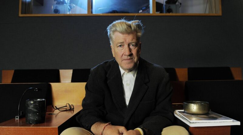 Mort de David Lynch : A quoi ressemble le Silencio, le club sélect fondé par le réalisateur à Paris