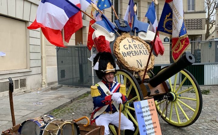 Mort de Jean-Marie Le Pen : « Tradis », crânes rasés, Dieudonné… Toutes les extrêmes droites lui rendent hommage