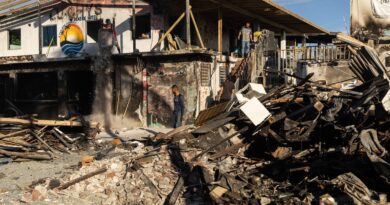 Porto Rico : Une touriste américaine incendie plusieurs commerces d’une station balnéaire car elle a été virée d’un bar