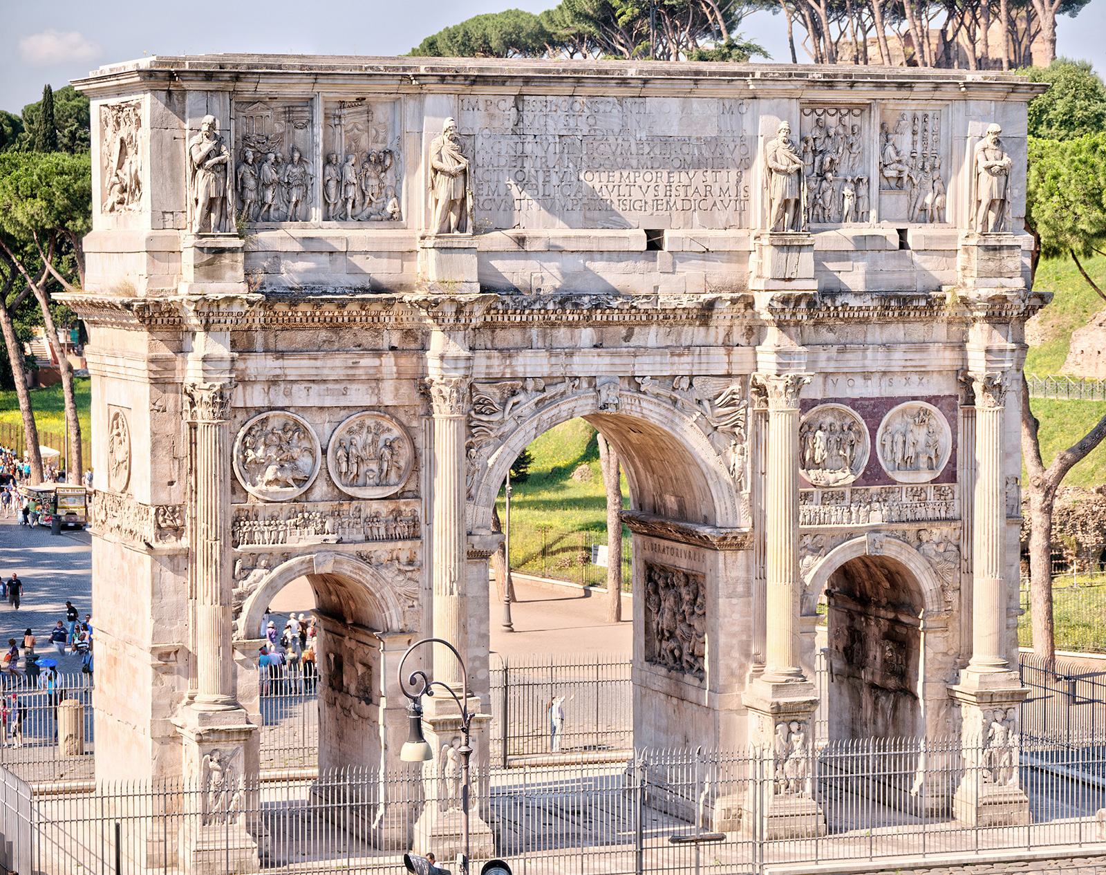 Arc de Constantin à Rome