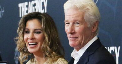 Richard Gere a trouvé son bonheur en Espagne… Flavie Flament « choquée » par la grossièreté de Donald Trump…