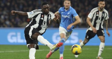 Serie A : Kolo Muani marque pour ses débuts mais la Juve perd quand même à Naples