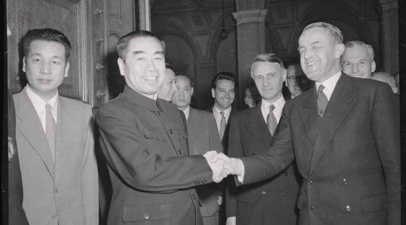 Trouver l’équilibre entre intérêts commerciaux et droits humains: retour sur 75 ans de relations entre la Suisse et la Chine