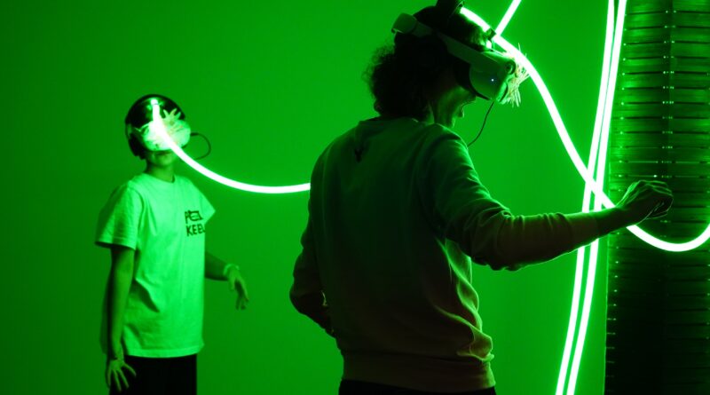 Une artiste suisse explore les limites de la réalité virtuelle