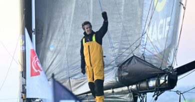 Vendée Globe 2024 : Vainqueur, Charlie Dalin tient sa revanche en pulvérisant le record de la course