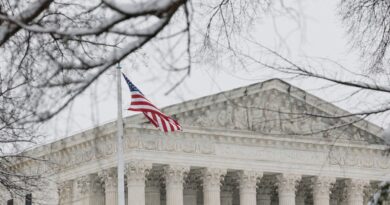 Etats-Unis : Trump en appelle à la Cour Suprême pour limoger un haut fonctionnaire