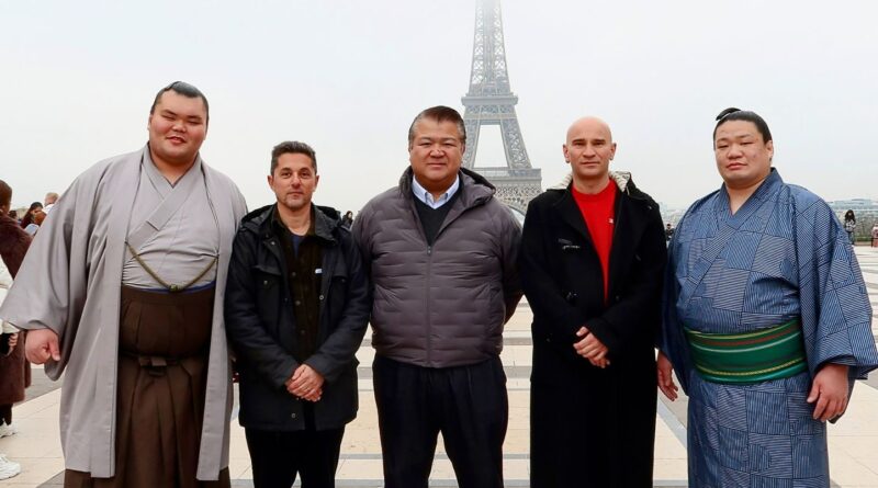 « Il n’y a pas eu de tournoi hors du Japon depuis trente ans », Paris se prépare à accueillir les champions de sumo