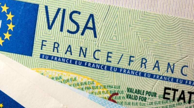 Immigration en France : combien d’Algériens ont obtenu un visa ou un titre de séjour en 2024 ?