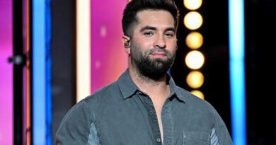 Kendji Girac offre un joli cadeau de Saint-Valentin à ses fans avec une collaboration exceptionnelle