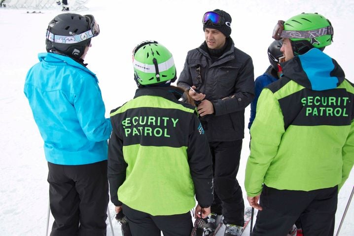 La station de Méribel a introduit une équipe de "Security Patrol" dans son domaine pour contrôler et informer les skieurs sur les pistes.