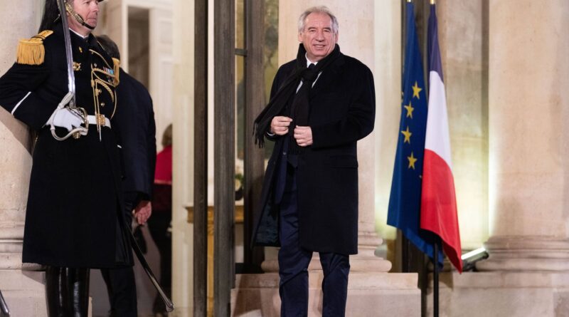 Droits de douane américains : « On ne peut pas se laisser terrasser par des menaces », se fâche François Bayrou