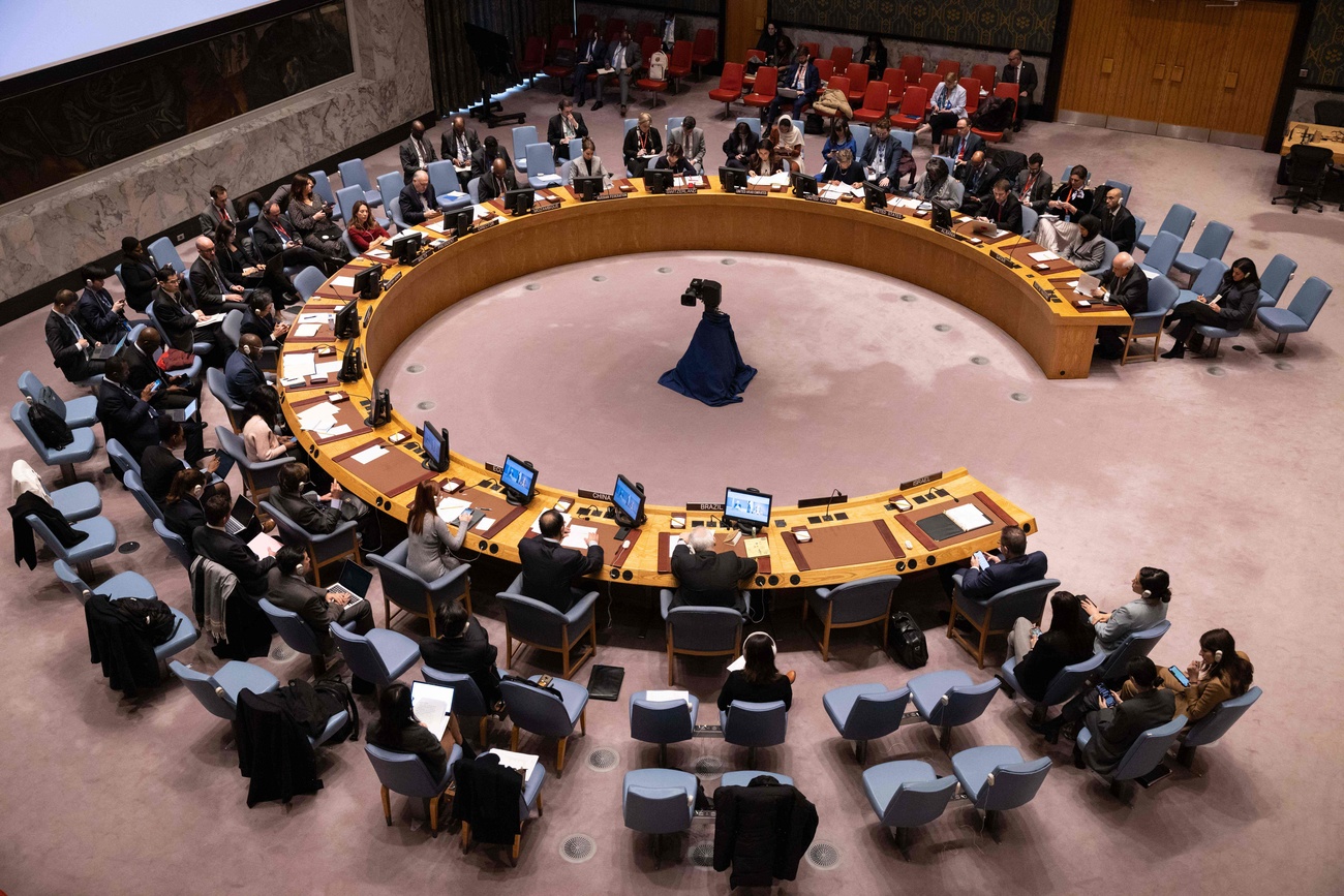 Réunion du Conseil de sécurité des Nations unies sur la situation au Moyen-Orient, au siège de l’ONU à New York, le 20 février 2023. Le Conseil a exprimé sa consternation face aux projets du gouvernement israélien visant à légaliser rétroactivement les colonies de peuplement dans les territoires palestiniens occupés, avertissant dans une déclaration que de telles mesures «font obstacle à la paix».