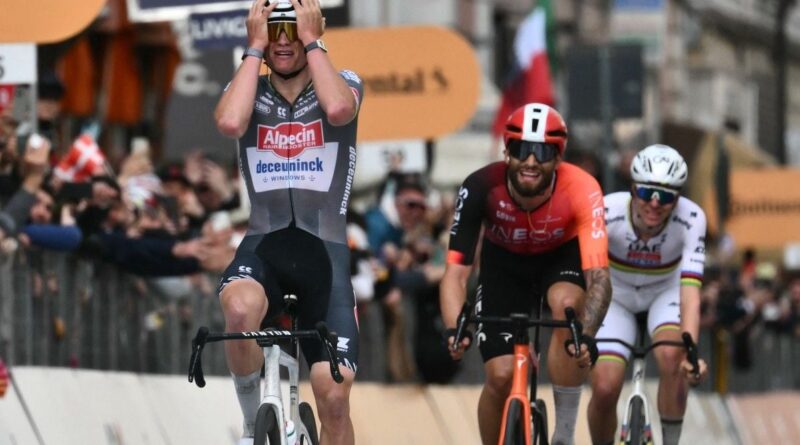 Milan - San Remo : Monstrueux, Van der Poel s’impose et prive encore Pogacar d’un succès sur le Monument