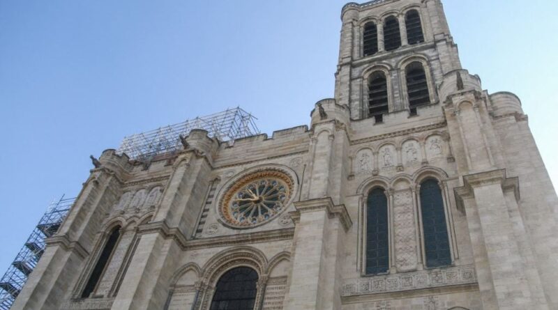 Saint-Denis : 180 ans après, la reconstruction de ce célèbre édifice français débute