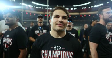 Antoine Dupont revient au Stade Toulousain après neuf mois.