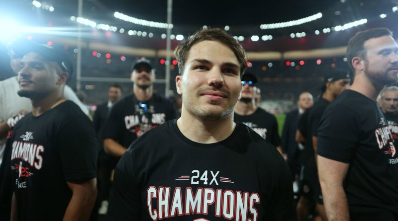 Antoine Dupont revient au Stade Toulousain après neuf mois.